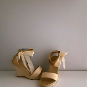 Wedge sandals